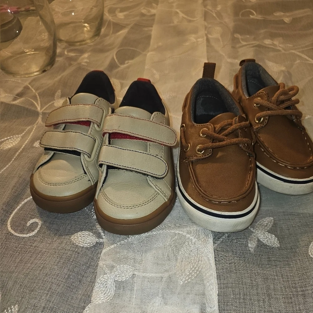 Old Navy, kids shoes size 7